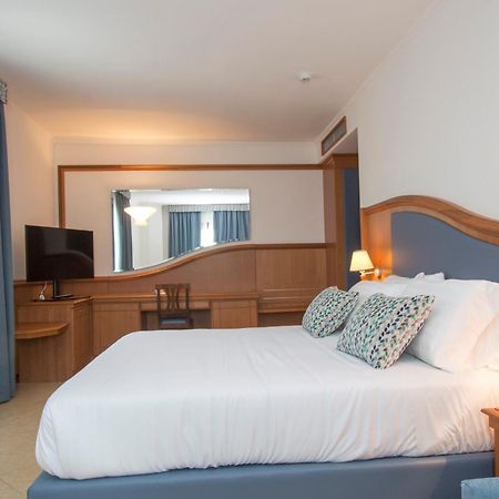 Hotel Centrale Sabaudia Εξωτερικό φωτογραφία