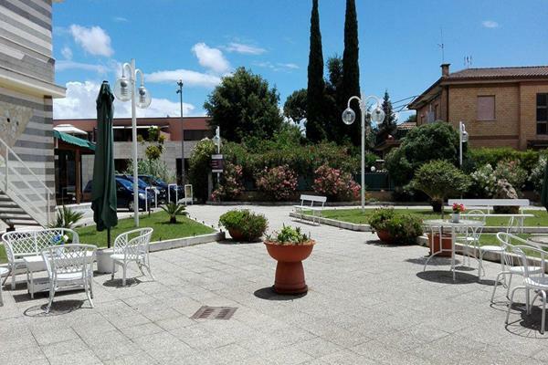 Hotel Centrale Sabaudia Εξωτερικό φωτογραφία